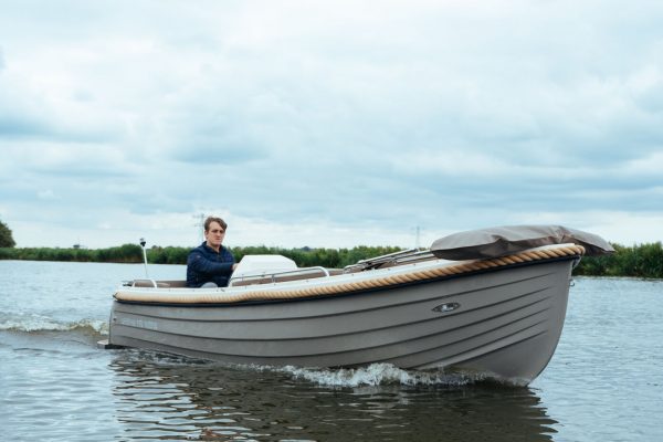 Lifestyle 570 Tender - voorkant